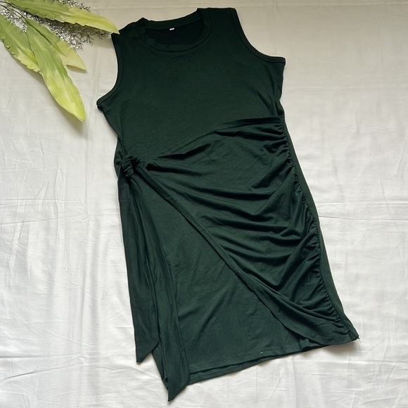 ⭐️sleeveless Crew Neck Tie Waist Ruched Bodycon Mini Dress⭐️ - Picture 5 of 9